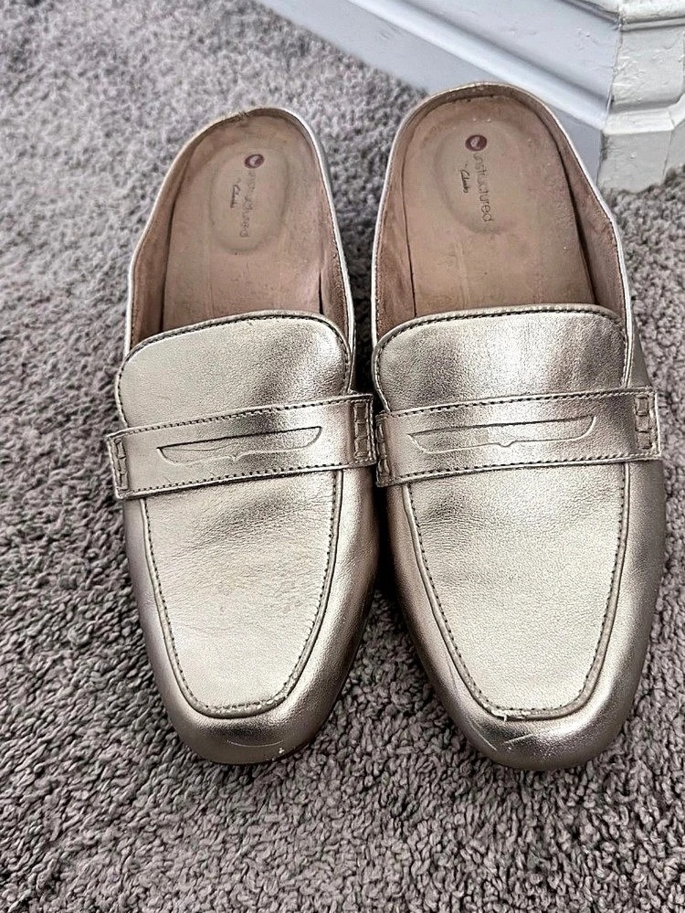 Clarks Unstructured Metallic Gold Leather Loafer Mules